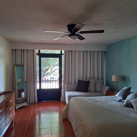 Toca Madera Hotel Chapala Exterior photo